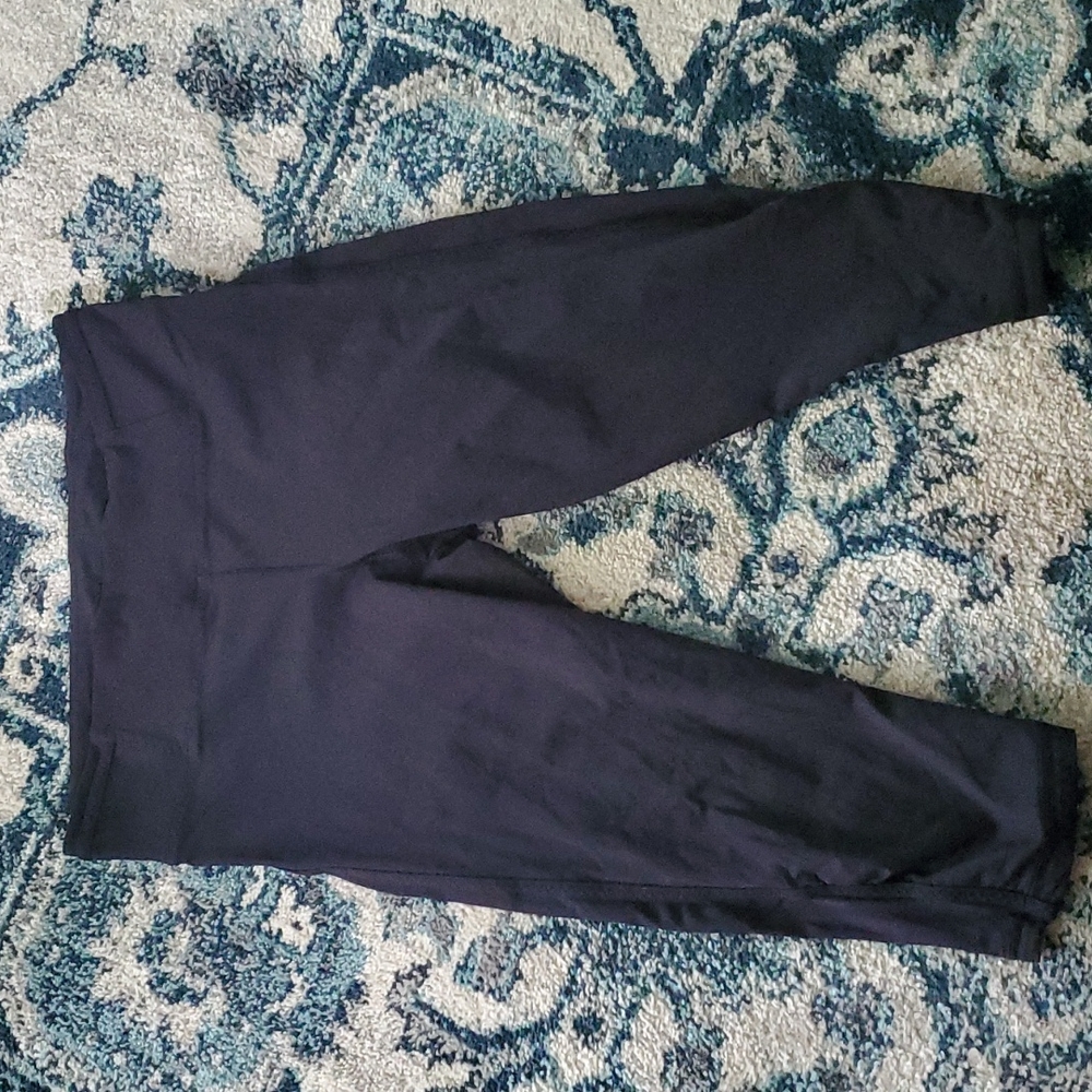 Lululemon Black Capris Sz 10